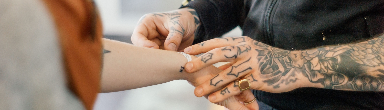Tattoo Healing Timeline: How To Deal With A Fresh Tattoo - Tattoo Stylist