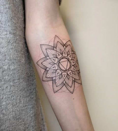 Mandala Tattoo Guide - Meaning And Over 100 Tattoo Ideas - Tattoo Stylist