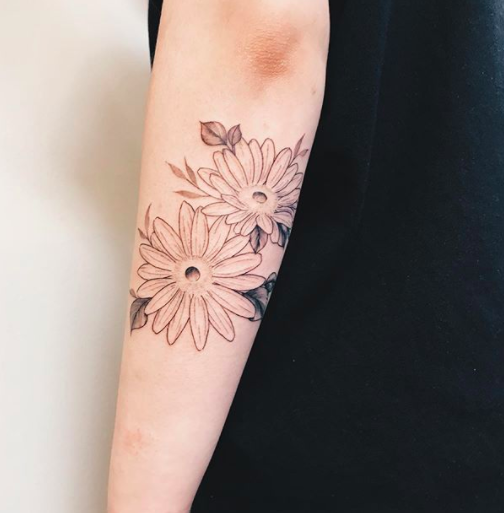 Best 100 Daisy Tattoo Designs in 2024 - Tattoo Stylist