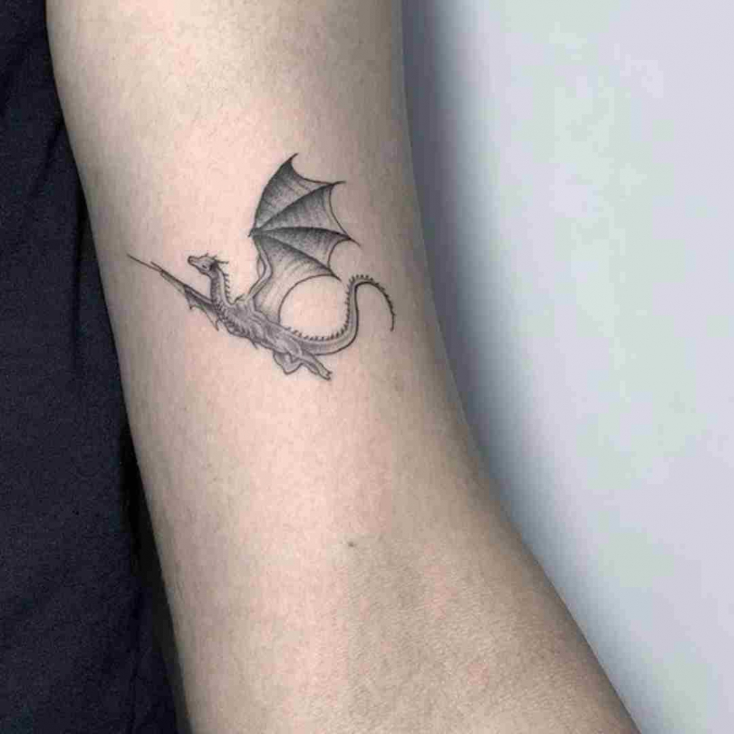 Dragon Shoulder Tattoos That No One Can Resist