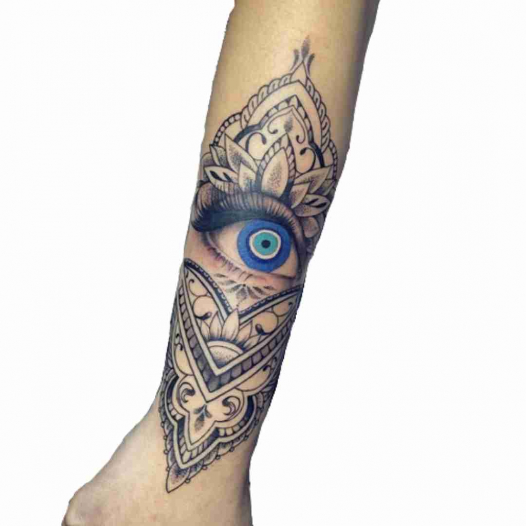 Protective Charm Nazar 🧿 Evil Eye Tattoo Guide (With Meanings) - Tattoo ...